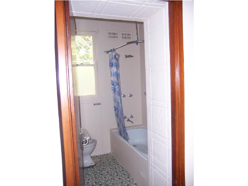 13 Burr Avenue, Nowra NSW 2541