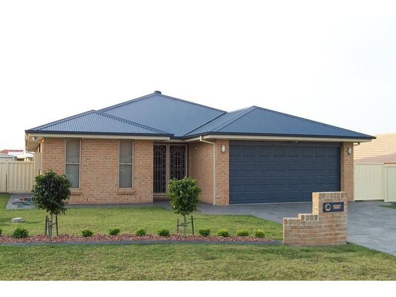 1 Stanbury Place, Worrigee NSW 2540