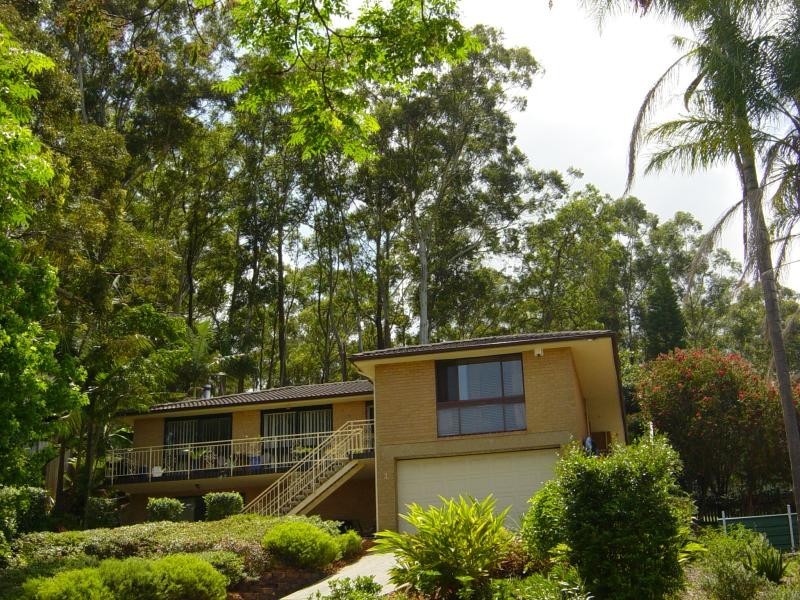 3 Dana Close, Wyoming NSW 2250