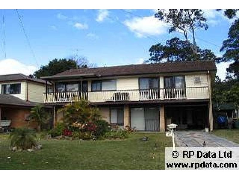 5 Bayline Drive, Point Clare NSW 2250