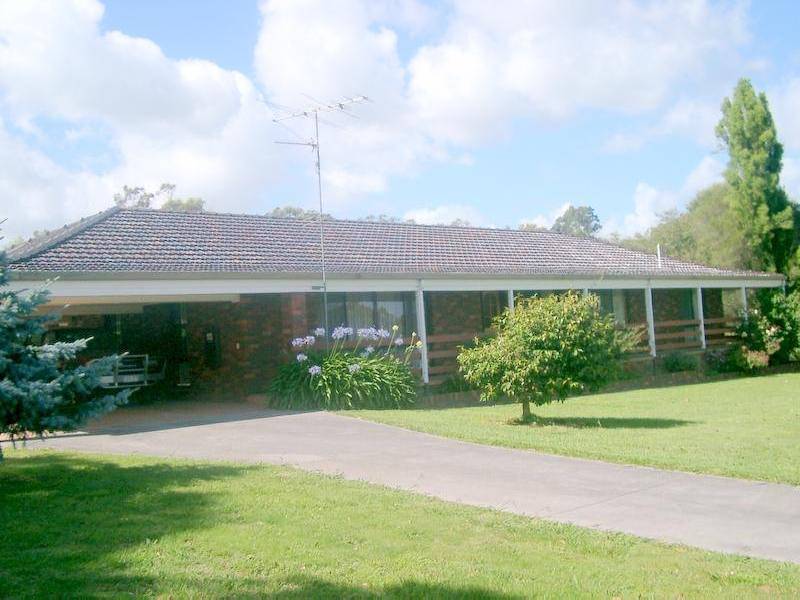 6 Welsford Street, Meeniyan VIC 3956