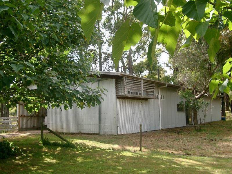 7 Carmodys Road, Leongatha VIC 3953