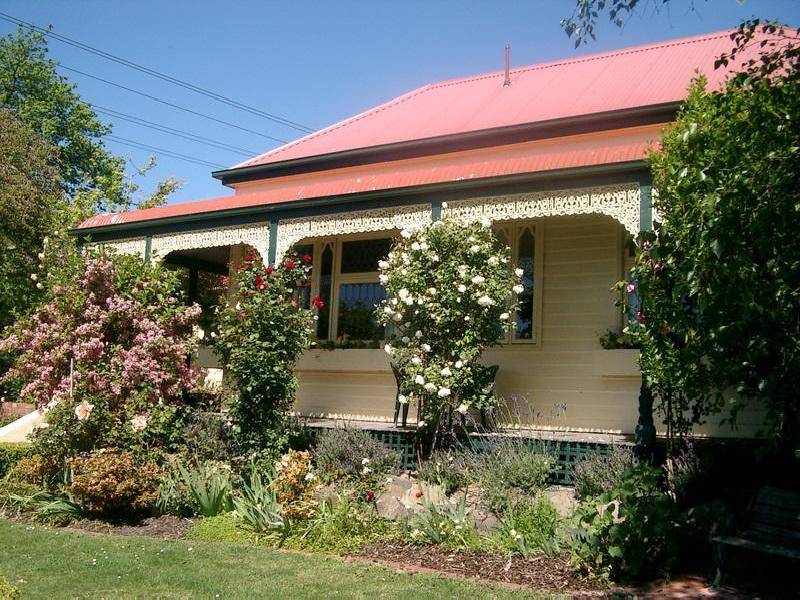 14 Jeffrey Street, Leongatha VIC 3953