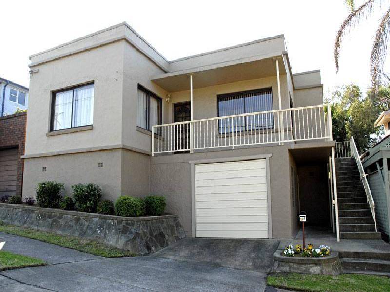 124 Warringah Road, Narraweena NSW 2099