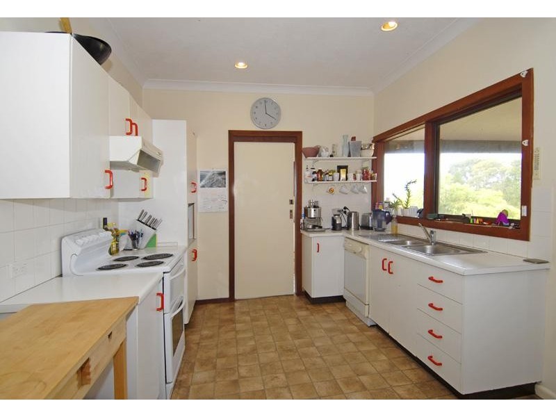 10 Greenwood Avenue, Narraweena NSW 2099