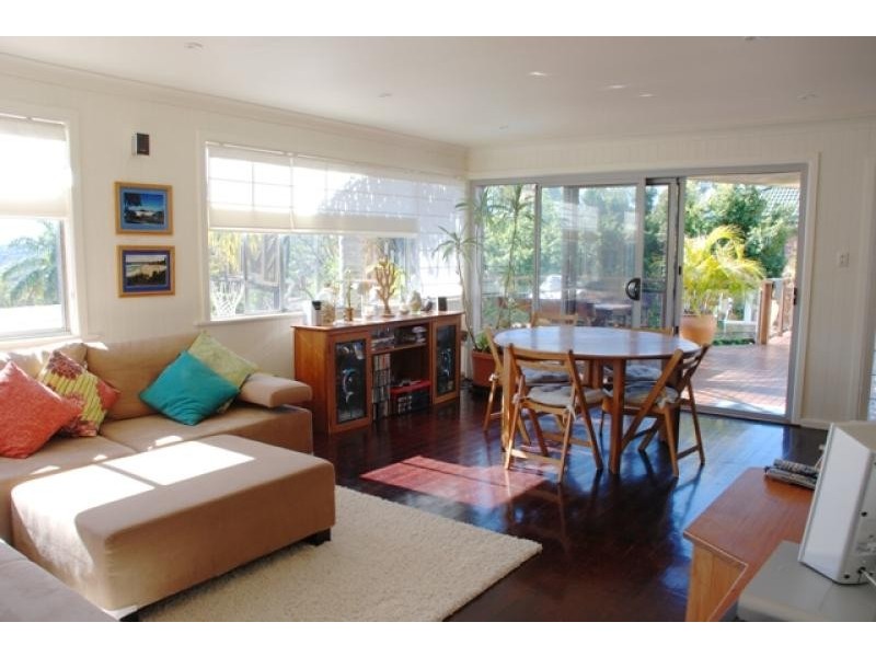 128 Parr Parade, Narraweena NSW 2099