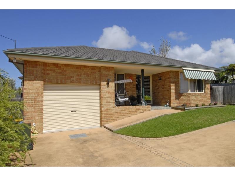 5a Greenwood Avenue, Narraweena NSW 2099