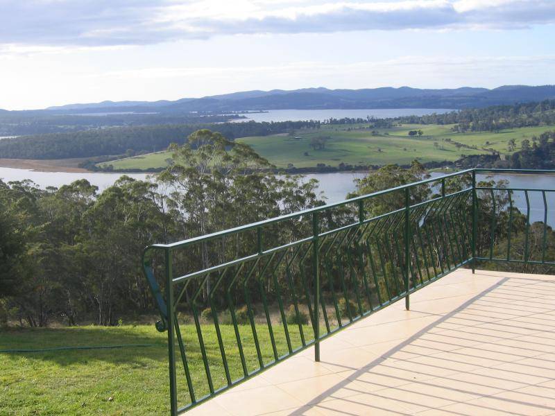 1824 West Tamar Highway, Rosevears TAS 7277