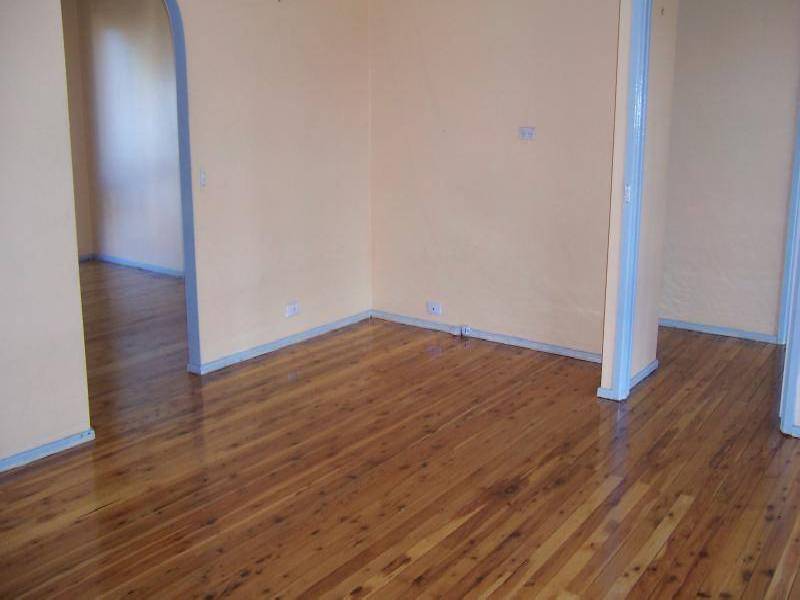 1 Deveron Place, St Andrews NSW 2566