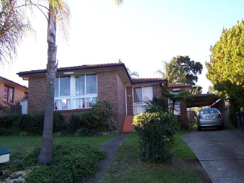 3 Traminer Place, Eschol Park NSW 2558