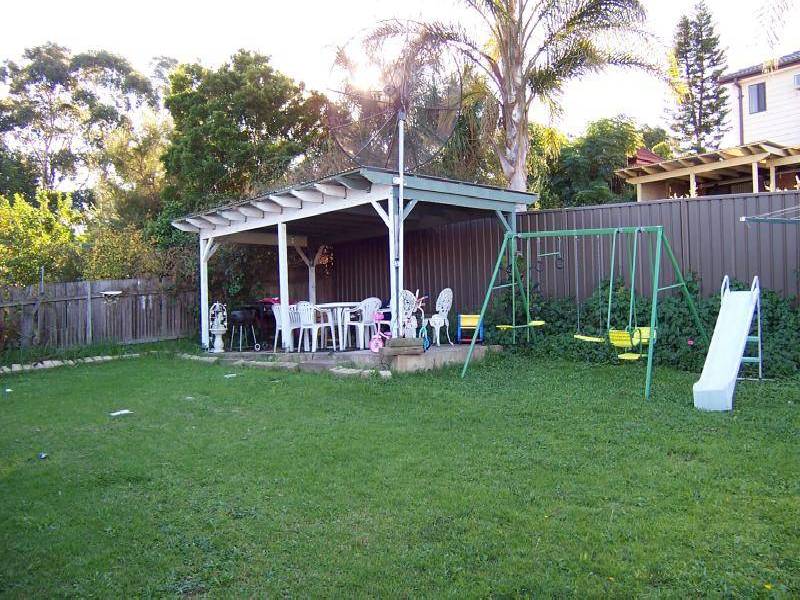 3 Traminer Place, Eschol Park NSW 2558