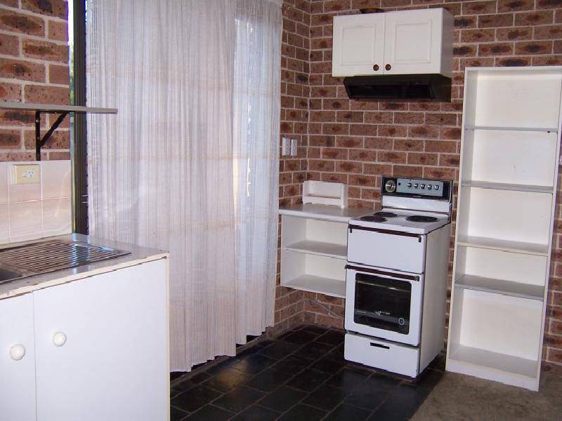 9b Kintyre Place, St Andrews NSW 2566