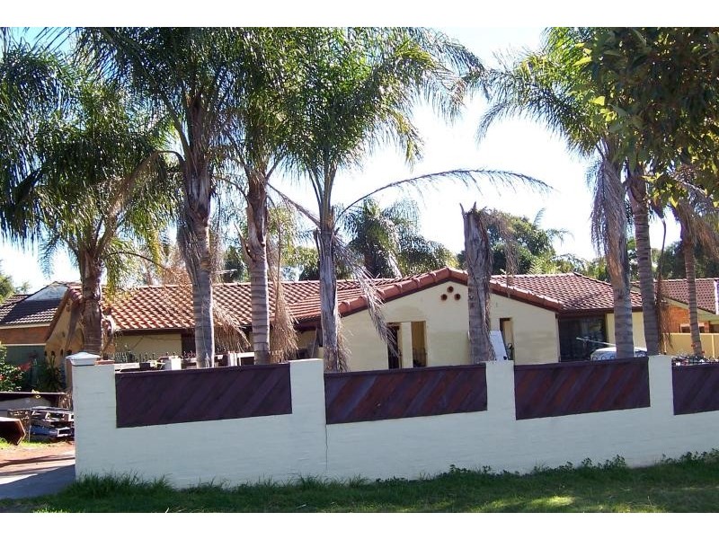 12 Alabaster Place, Eagle Vale NSW 2558