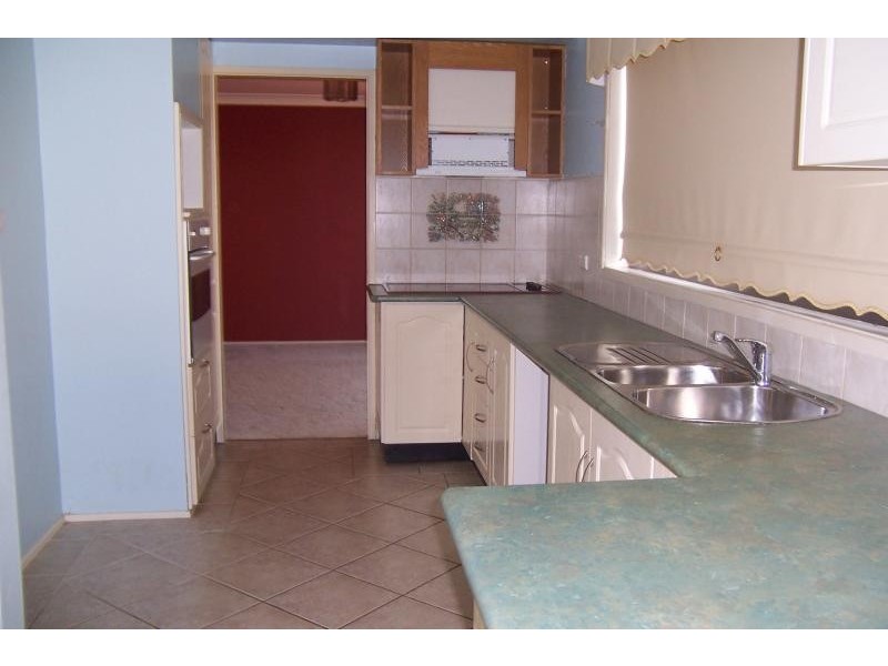 6 Solero Place, Eschol Park NSW 2558