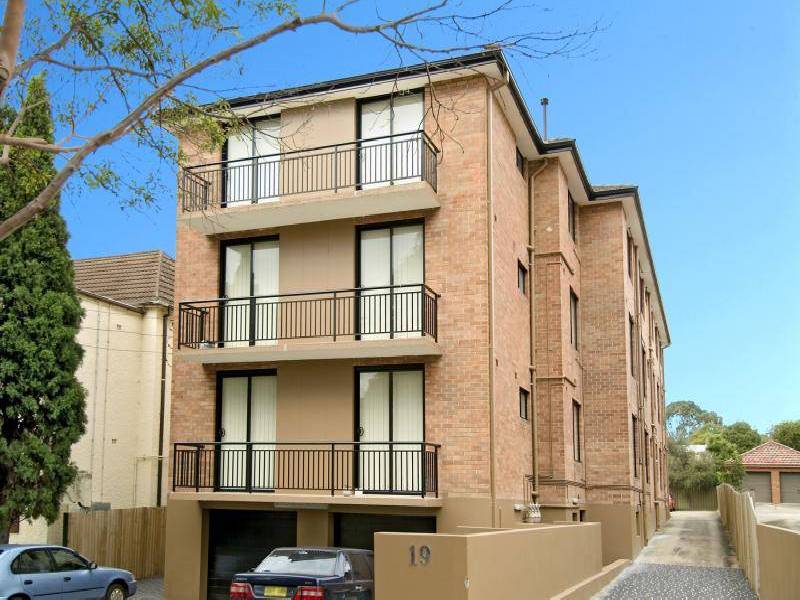 19 Sloane Street, Summer Hill NSW 2130