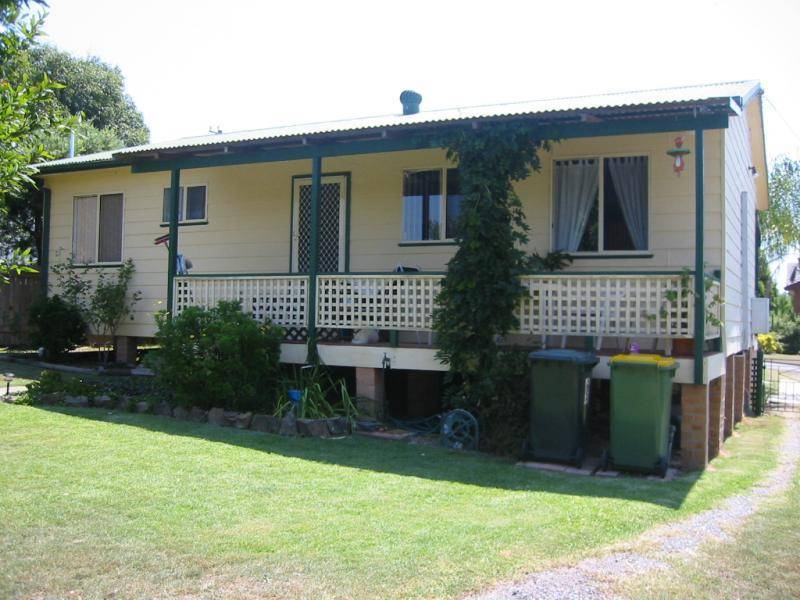 85 Hospital Road, Dungog NSW 2420