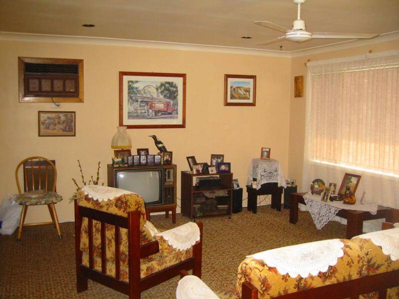 36 Baird Street, Dungog NSW 2420