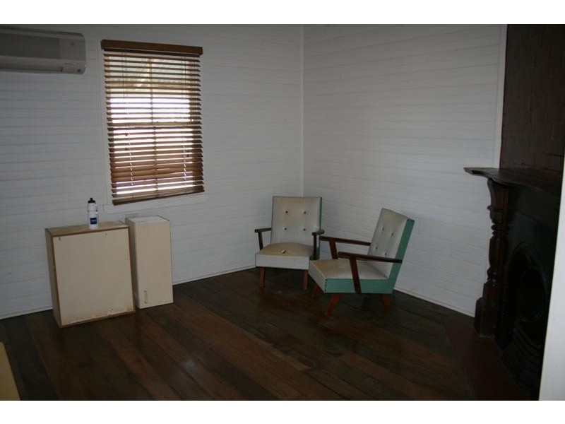 116 Lord Street, Dungog NSW 2420