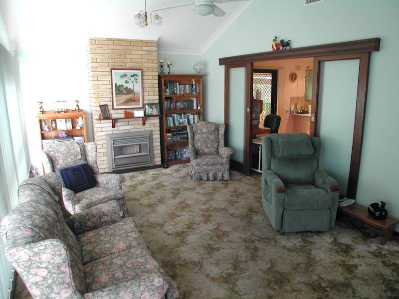 25 Johnstone Road, Oaklands Park SA 5046