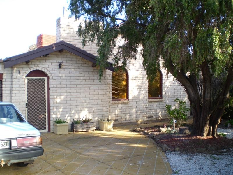 223 Commercial Road, Port Noarlunga South SA 5167