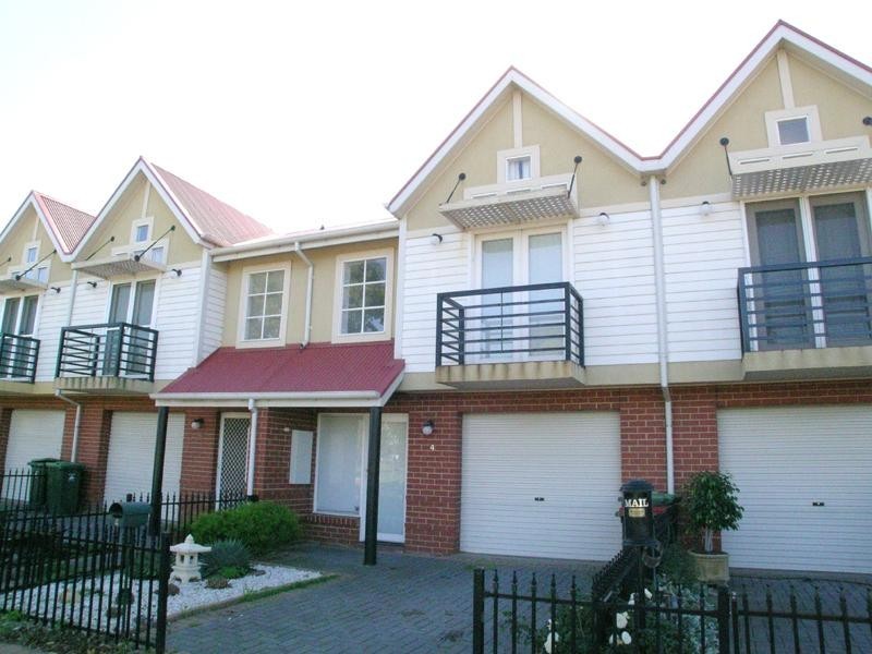 4 Abbey Road, Mitchell Park SA 5043