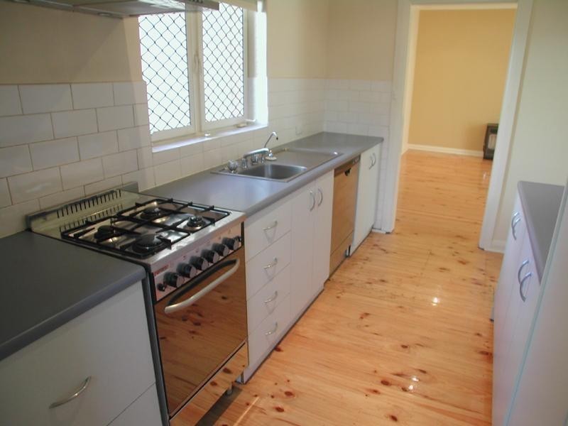 4 Fourth Avenue, Warradale SA 5046