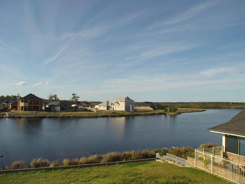 15 Admiralty Avenue, Tea Gardens NSW 2324