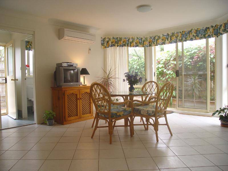 2 Kikarra Crescent, Hawks Nest NSW 2324