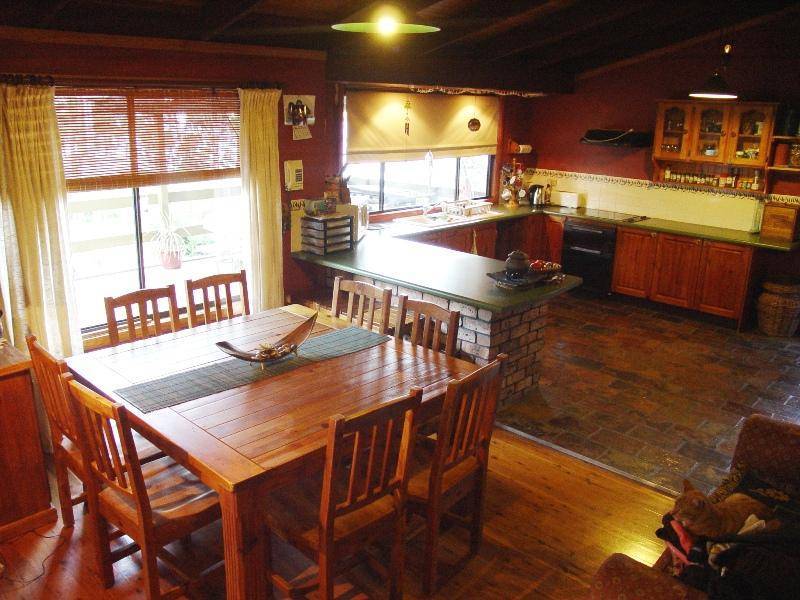 87 Cove Boulevard, North Arm Cove NSW 2324