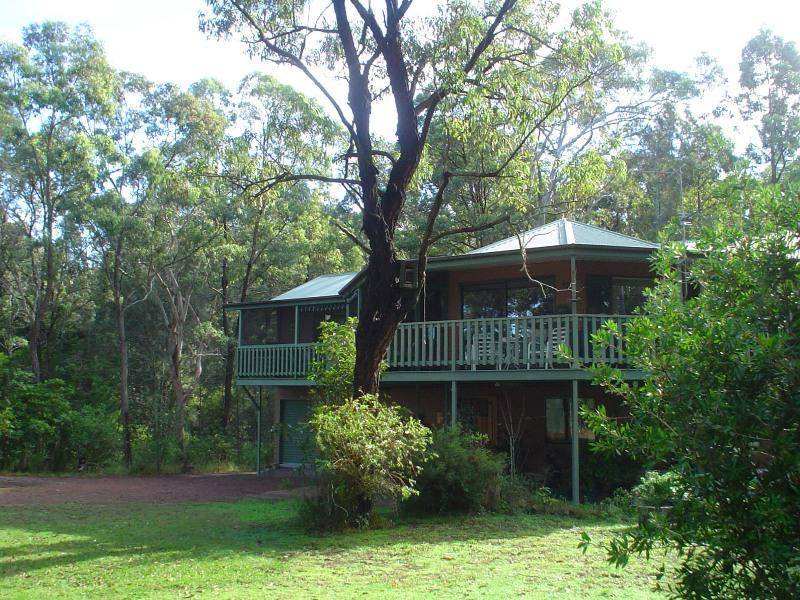 26 The Esplanade, North Arm Cove NSW 2324