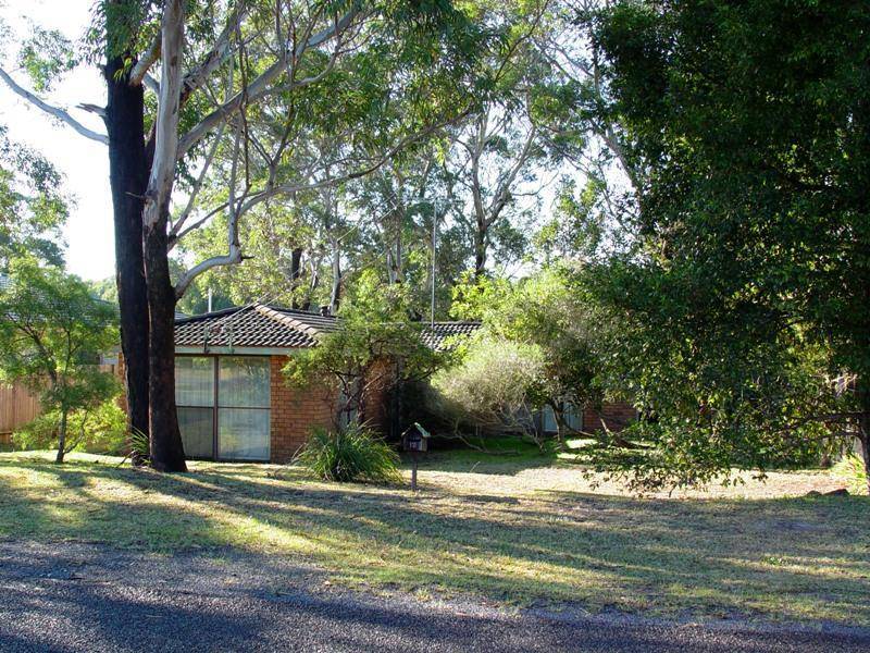 12 Curlew Avenue, Hawks Nest NSW 2324