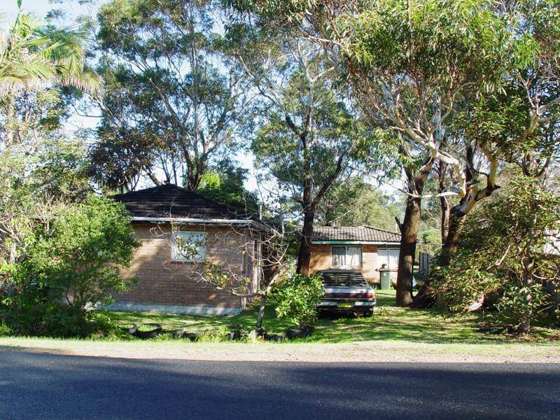 12 Curlew Avenue, Hawks Nest NSW 2324