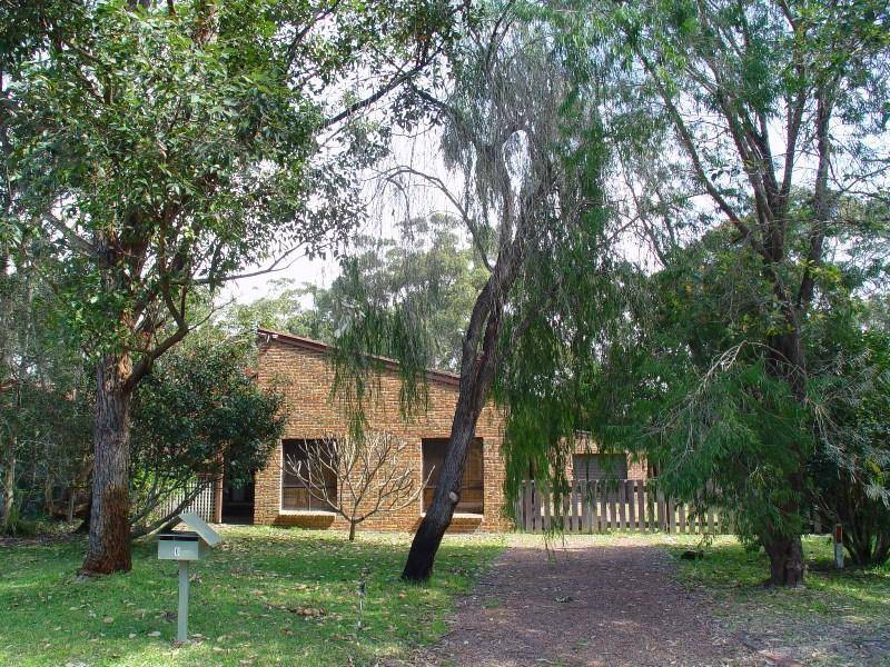 6 Carinya Close, Hawks Nest NSW 2324