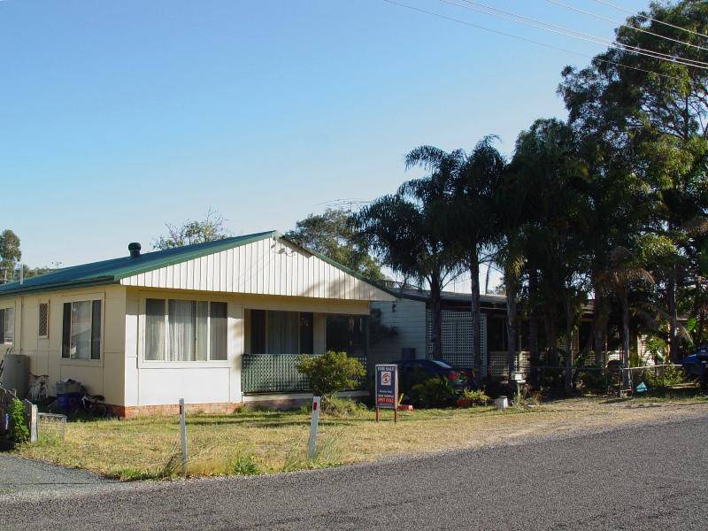20 Eagle Avenue, Hawks Nest NSW 2324