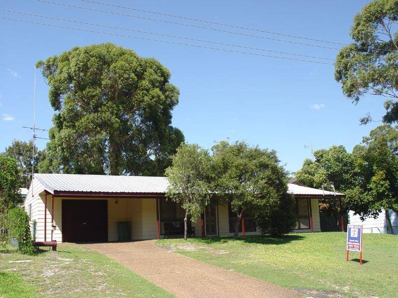 43 Albatross Avenue, Hawks Nest NSW 2324