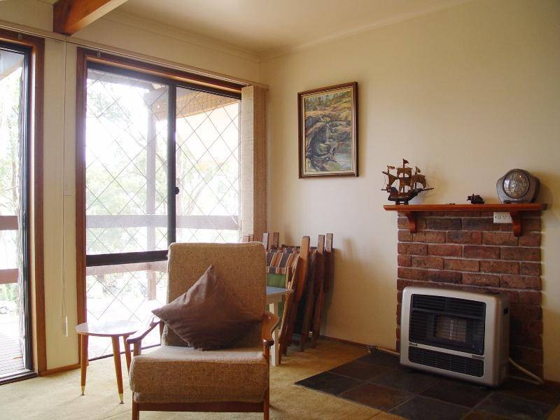 3 The Esplanade, North Arm Cove NSW 2324