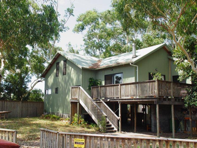 243 Myall Street, Tea Gardens NSW 2324