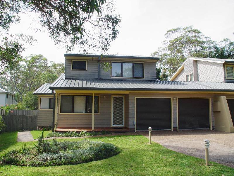 11 Carinya Close, Hawks Nest NSW 2324