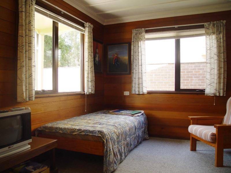 11 Carinya Close, Hawks Nest NSW 2324