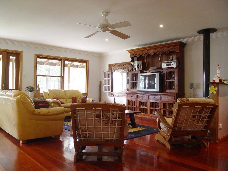 303 Bundabah River, Bundabah NSW 2324