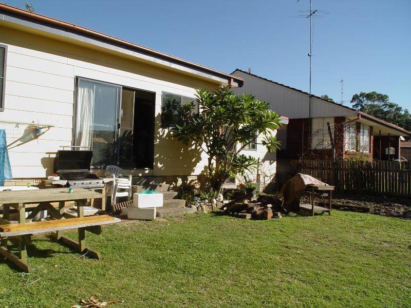 17 Coupland Avenue, Tea Gardens NSW 2324