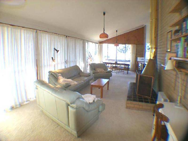 87 The Boulevarde, Hawks Nest NSW 2324