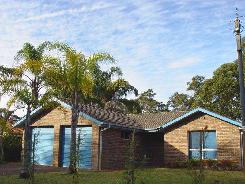 4 Monterra Avenue, Hawks Nest NSW 2324