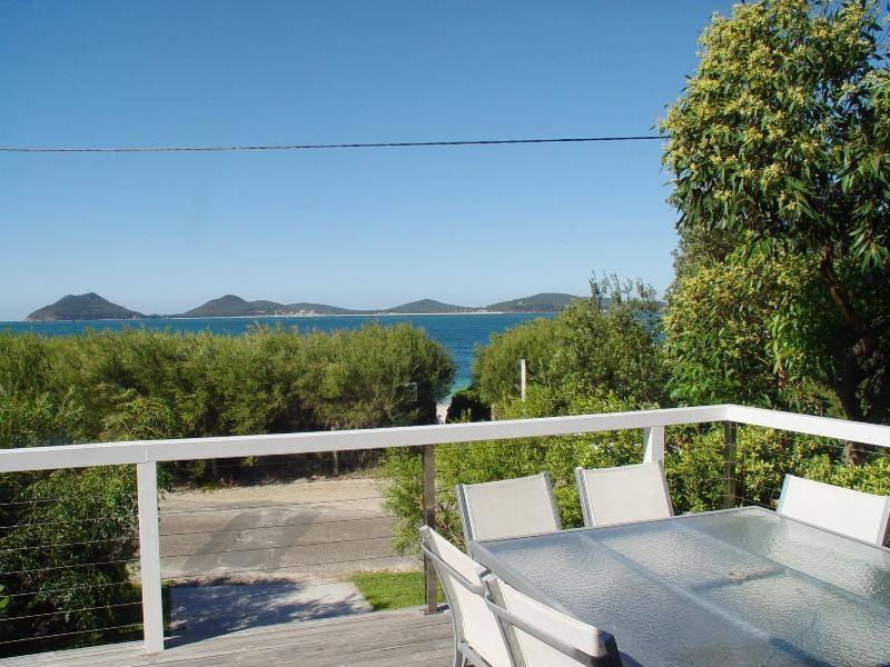 39 The Boulevarde, Hawks Nest NSW 2324