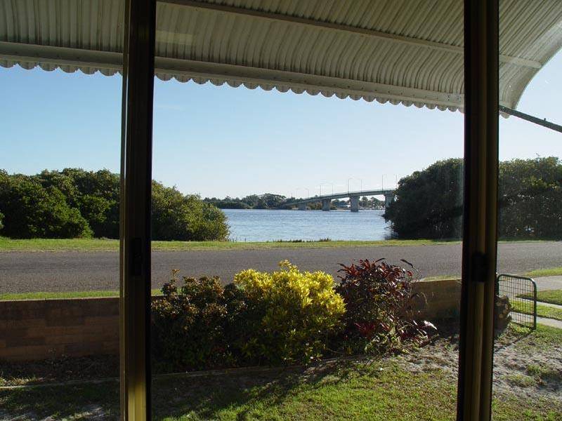 26 Moira Parade, Hawks Nest NSW 2324