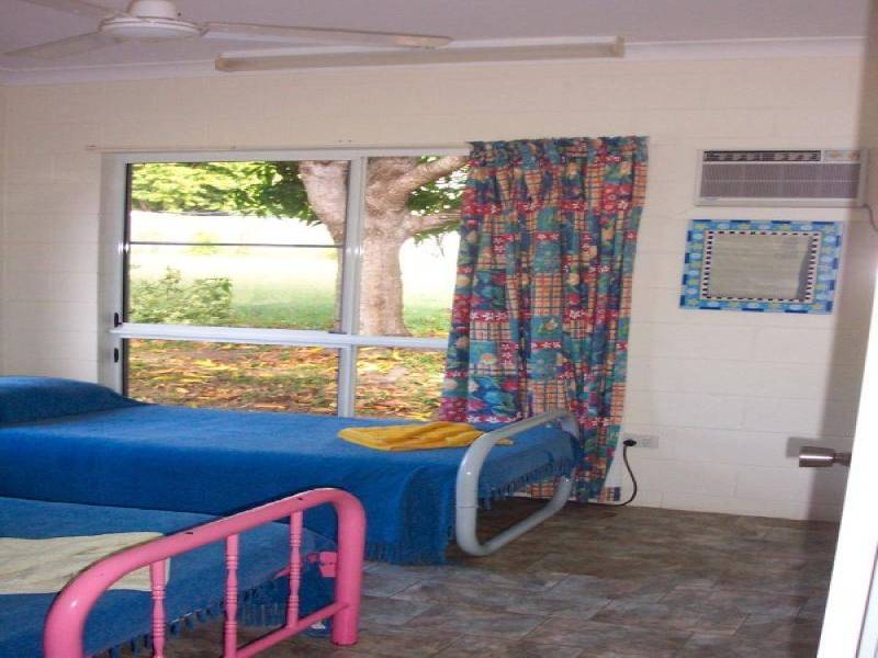 10 Lilac Street, Magnetic Island QLD 4819