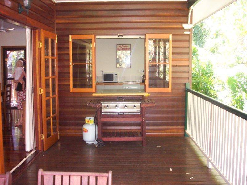 13 Mirabel Avenue, Arcadia QLD 4819