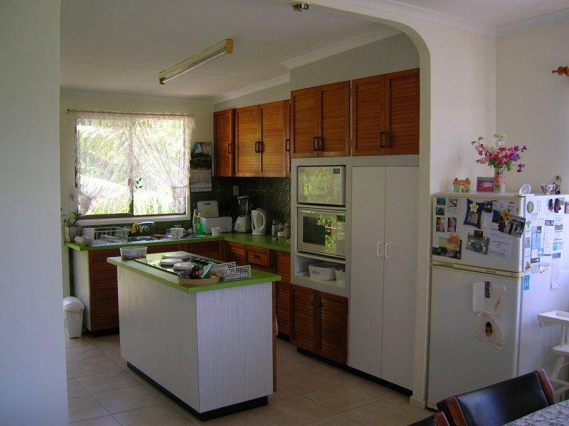 4 Opalia Court, Nelly Bay QLD 4819