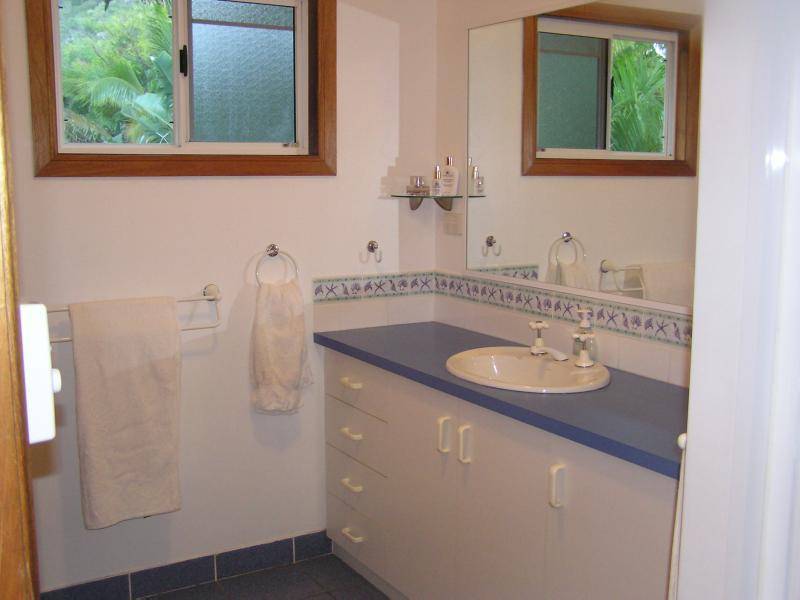 1 Trana Court, Magnetic Island QLD 4819