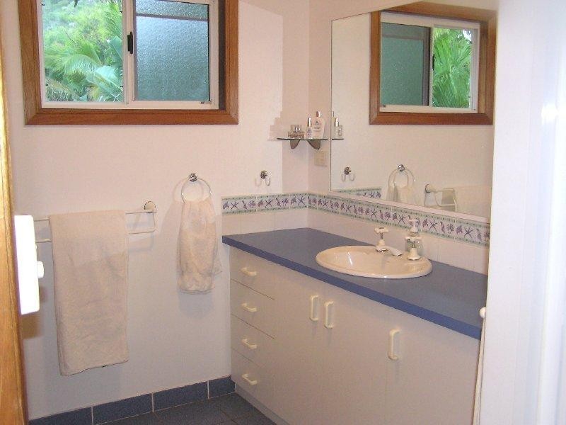 1 Trana Court, Magnetic Island QLD 4819